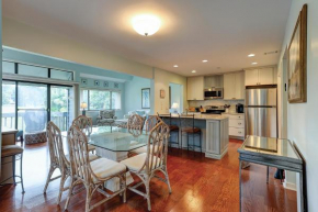 264 Turnberry 2 BR Golf Condo Updated Luxury Condo in Palmetto Dunes Community Pool